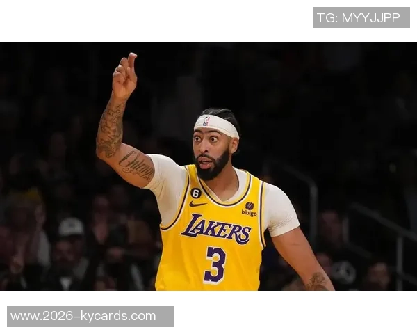 安东尼称赞杰伦布朗具备单独带队能力认为他攻防兼备应在MVP讨论中占有一席之地